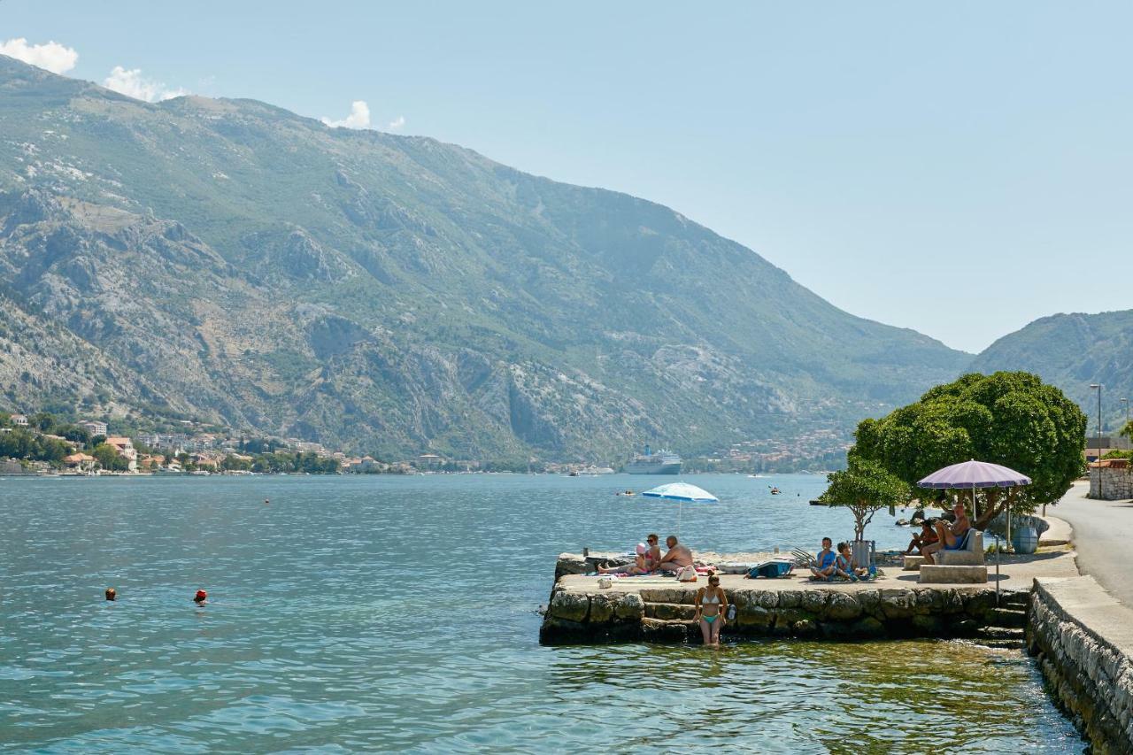 Mediterranean Holiday House & Apartments Kotor Exterior photo
