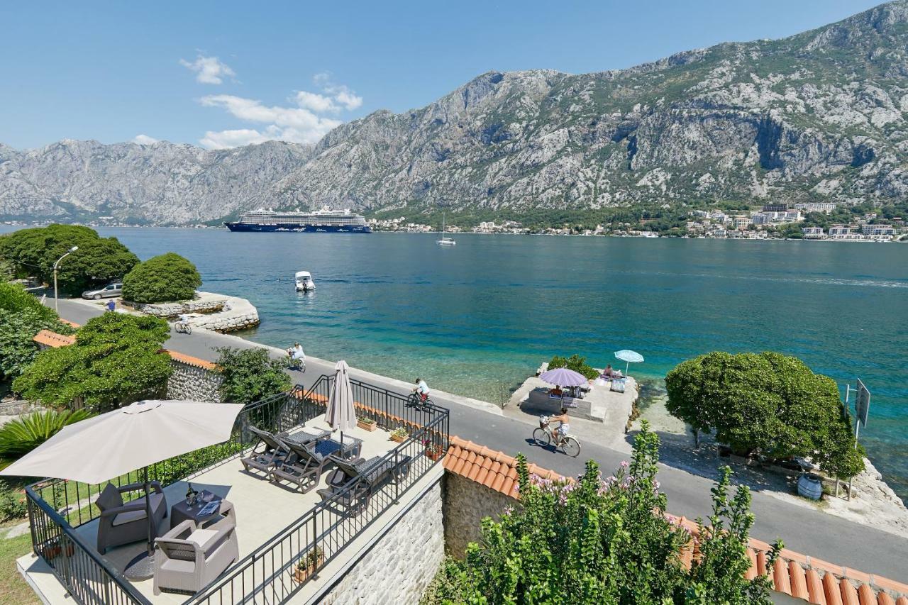 Mediterranean Holiday House & Apartments Kotor Exterior photo